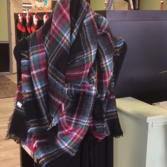 Just arrived New scarves 🧣 - Picture 2 of 2